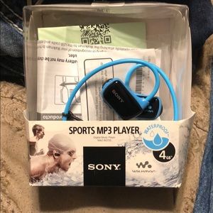 New in box waterproof Sony MP3 player 4GB